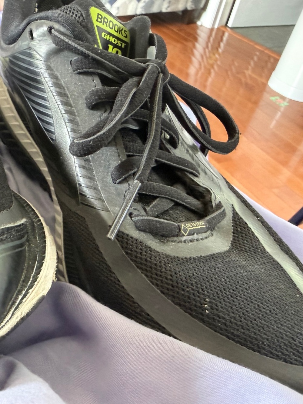 Brooks Ghost 10 Waterproof